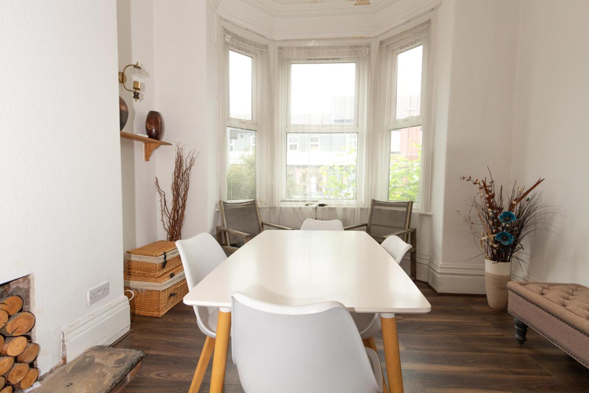 Homely Ensuite Room Near City Centre Manchester Exterior photo